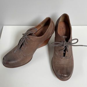 Used Brown leather Kork-Ease size 8